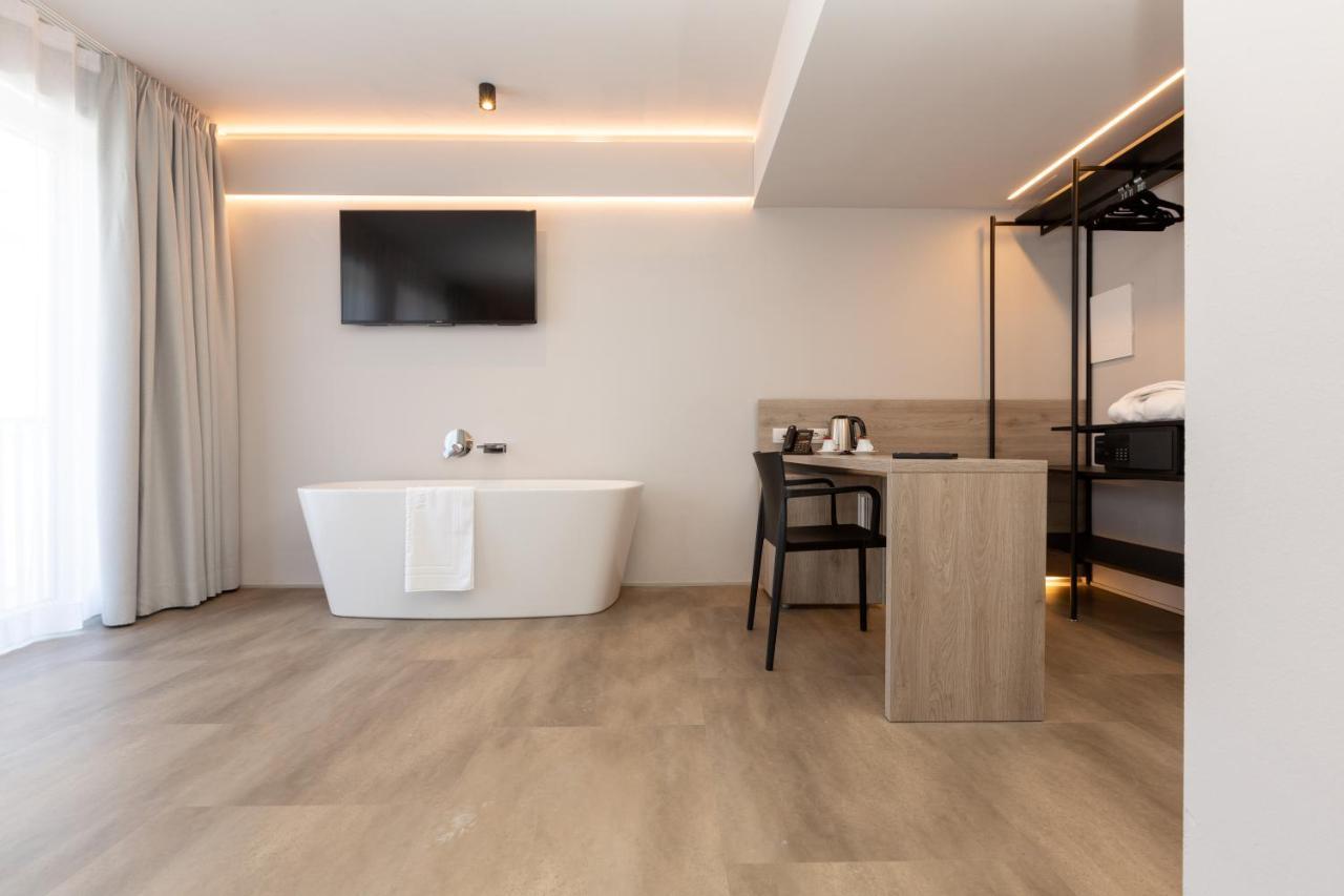 Goti Hotel Torbole Sul Garda Eksteriør billede