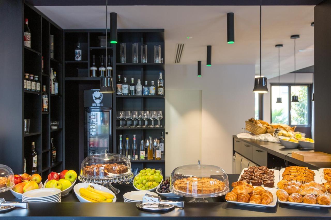 Goti Hotel Torbole Sul Garda Eksteriør billede