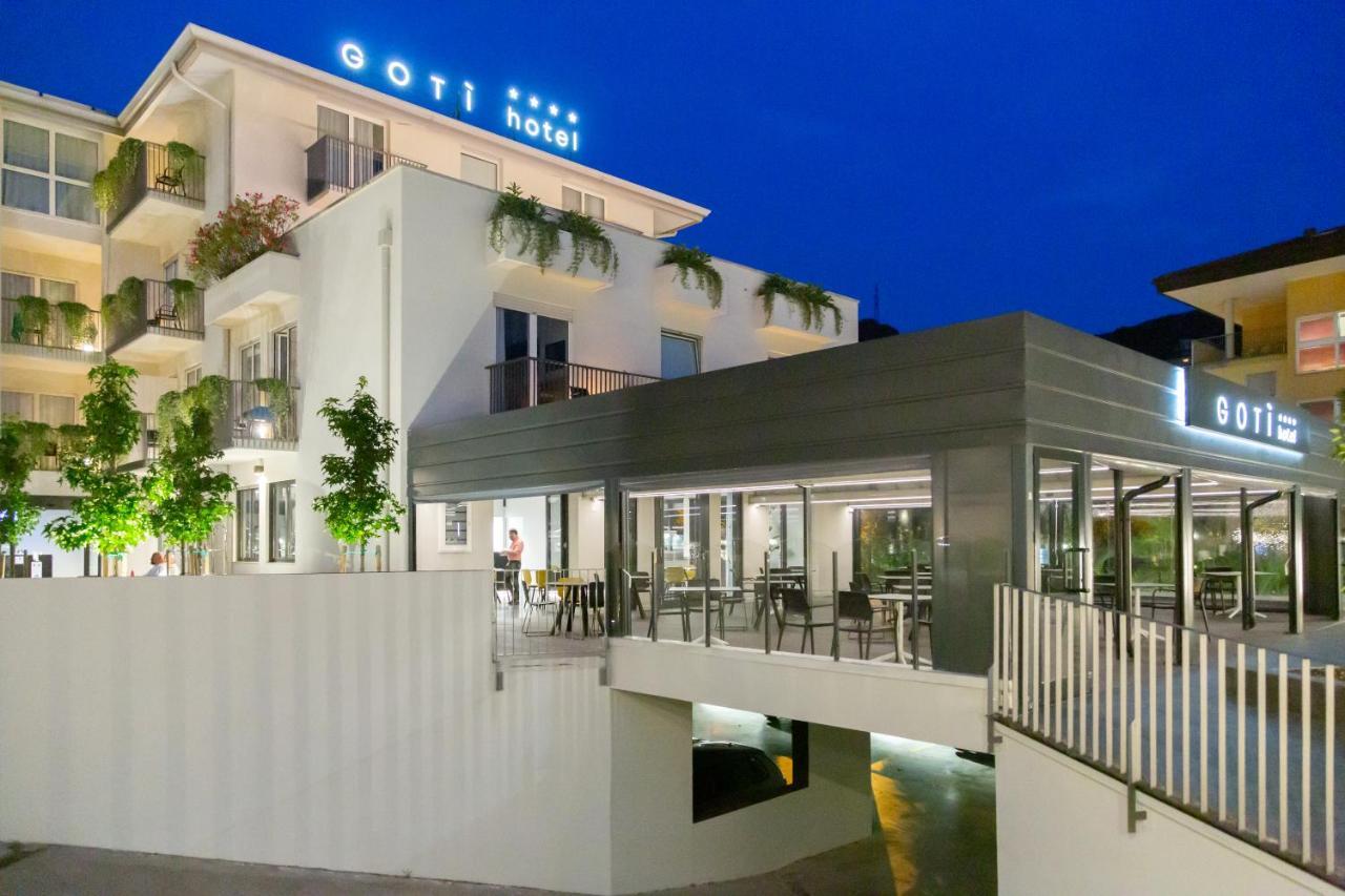 Goti Hotel Torbole Sul Garda Eksteriør billede
