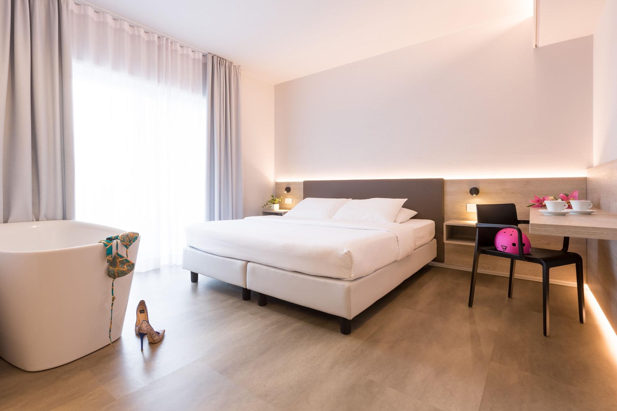 Goti Hotel Torbole Sul Garda Eksteriør billede